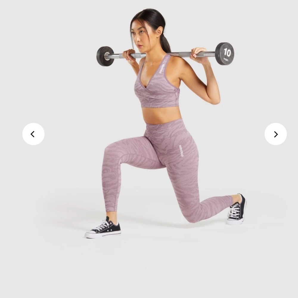 Gym shark outfit
